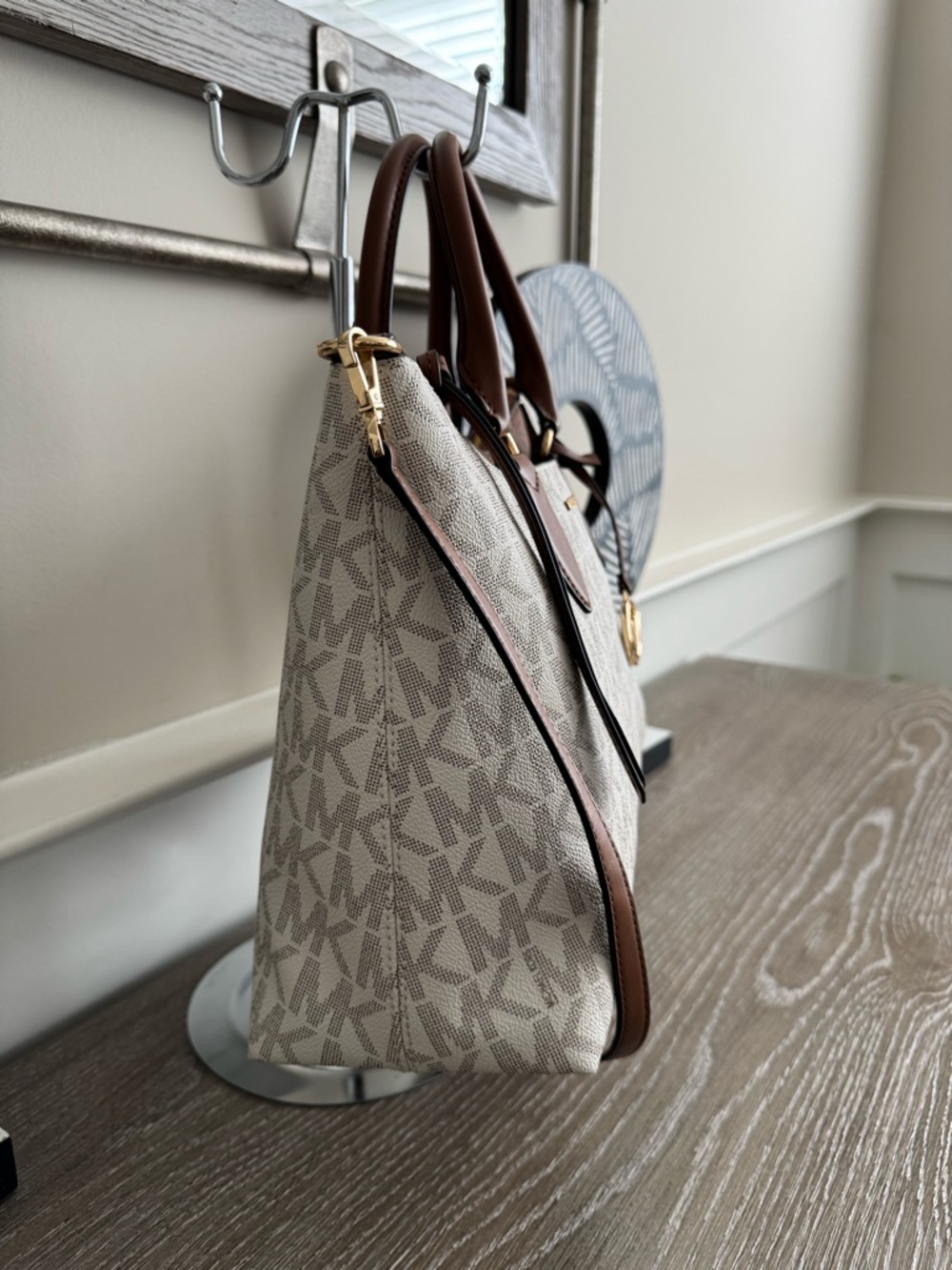 Michael Kors Austen Vanilla MK Logo Satchel with Brown Trim - Picture 11 of 16